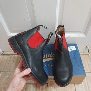 Blundstone Chelsea Black Red Boot